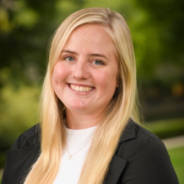 Headshot of Madison Capps.